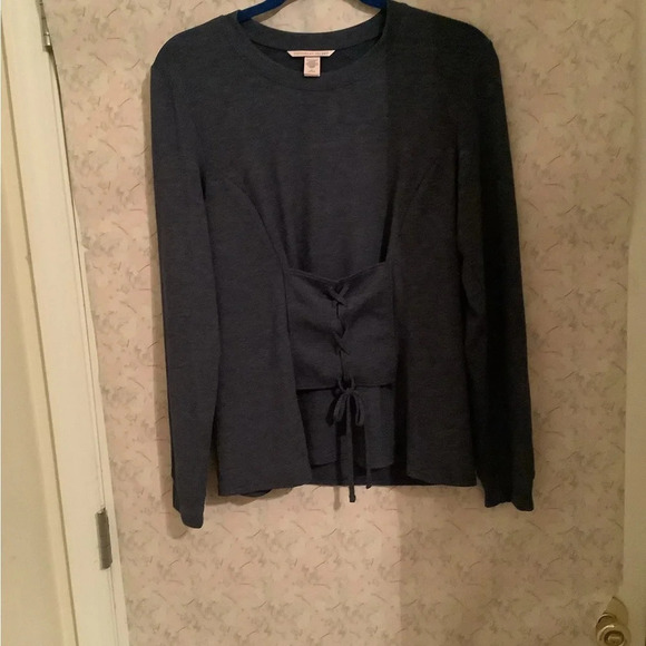 VICTORIA SECRET~BLOUSE~ FRONT TIE DETAIL~M - Picture 4 of 7